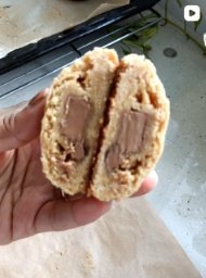 Baking Bliss filled cookies, pictured on Instagram